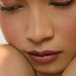 All Over Colour - KURANBERI - MANASI 7 - Cream Blush für Lippen-, Wangen und Augenlider