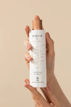 Feuchtigkeitsspendendes Smooth & Repair Shampoo