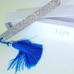 Glitzer Nagelfeile Silber mit blauem Pompon