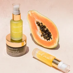 Happy Hour Balancing Serum - Serum für Mischhaut in Form eines leichten Gesichtsöls mit Jojoba- und Hagebuttenöl sowie Blue Tansy