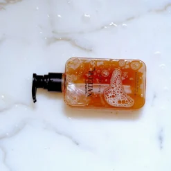 holi (wash) ageless resurfacing body cleanser - Hautpflegendes Duschgel