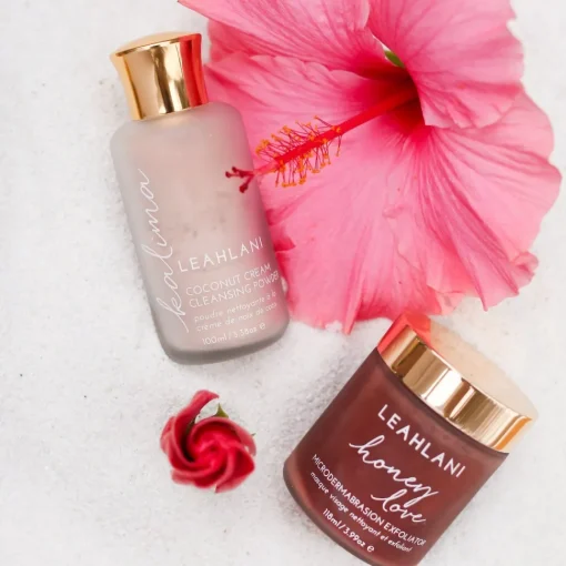 Honey Love - Sanftes Peeling aus Fruchtsäuren, entgiftender Tonerde und mineralischen Kristallen und heilendem Honig