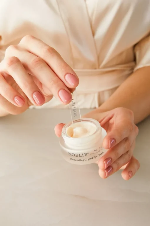 Illuminating Crystal Eye Cream
