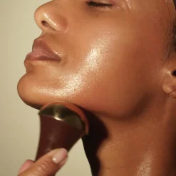 Kansa Wand - Massagetool aus Teakholz mit Zinn & Kupfer für eine entgiftende Gesichtsmassage
