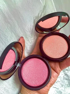 Luminescence ~ strahlendes Rouge und Highlighter in einem, in 2 Nuancen