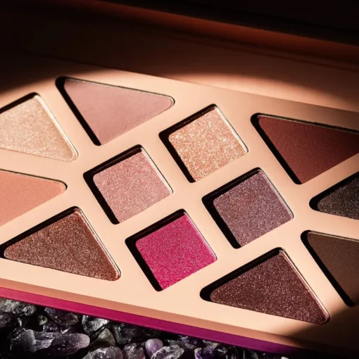 Manifest Crystal Palette - Lidschattenpalette mit rosa & violetten Nuancen