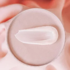 Marshmallow Rose - beruhigende und balancierende Feuchtigkeitscreme