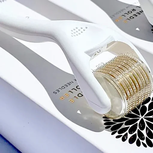 Micro Needle Dermal Roller | Wildcrafted Organics - 0,5 mm