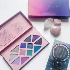 Moonlight Crystal Palette - Lidschattenpalette mit mauve und blau-grünen Tönen