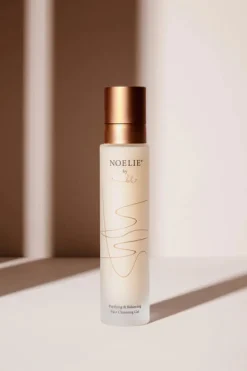 Purifying & Balancing Face Cleansing Gel - Klärender und Haut balancierender Gesichtsreiniger