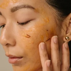 Resurfacing Saffron AHA Masque - AHA-Pflegemaske mit Safran und milden Fruchtsäuren