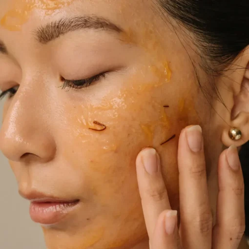 Resurfacing Saffron AHA Masque - AHA-Pflegemaske mit Safran und milden Fruchtsäuren
